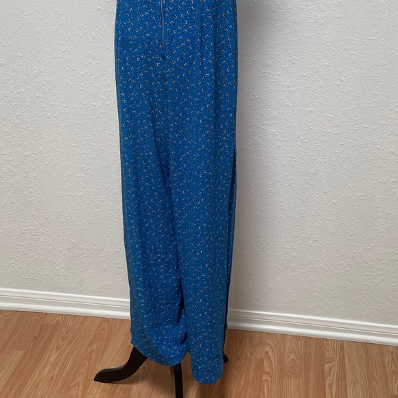 Material Girl - Picture 7 of 7